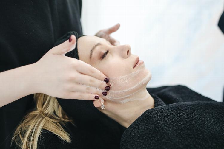 Facials and Injections Venture Beauty